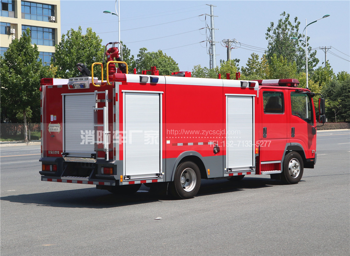 ������ʮ�700P 3.5��ˮ������܇