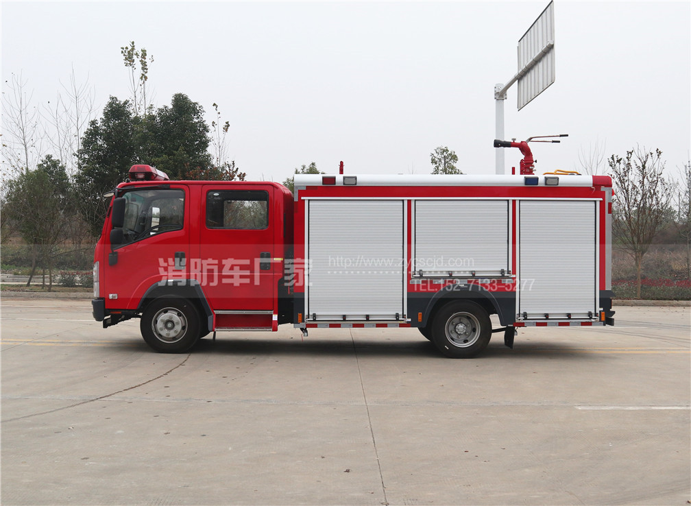 ����ʮ⏡�700P 4����ĭ����܇(ch��)