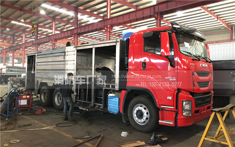 ��ʮ���ĭ�ɷ�(li��n)������܇���a(ch��n)�F(xi��n)��