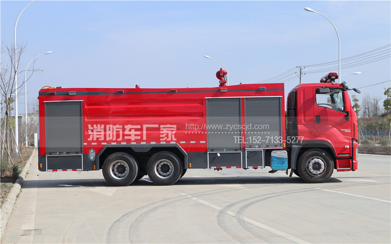 ��ʮ���ĭ�ɷ�(li��n)������܇����DƬ