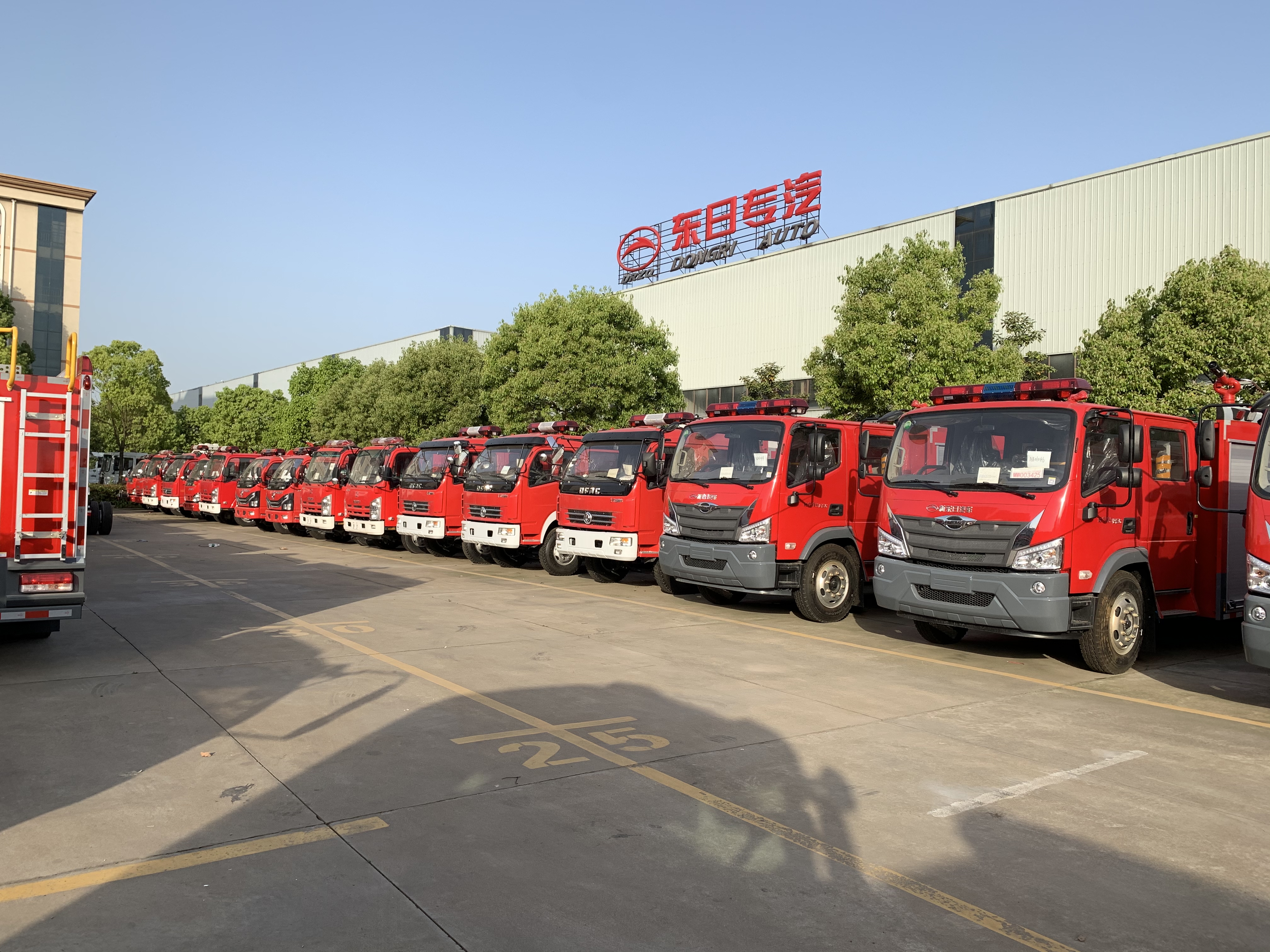 �|������܇